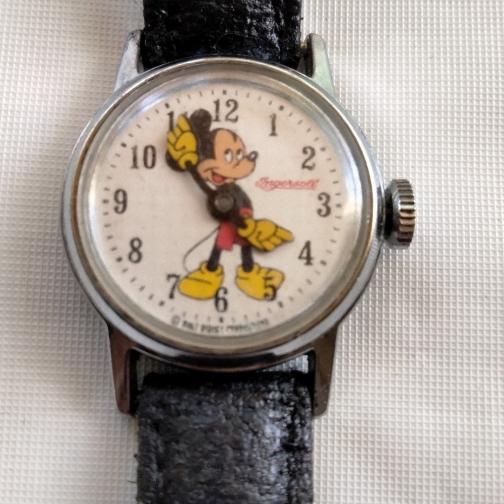 Vintage 1970 Disney Ingersoll 24mm Women's Mickey Mouse Wind-Up Watch (Non Worki